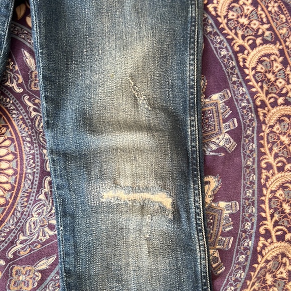 Madewell 9” High Rise 28” Jeans . Medium blue. - Picture 6 of 7